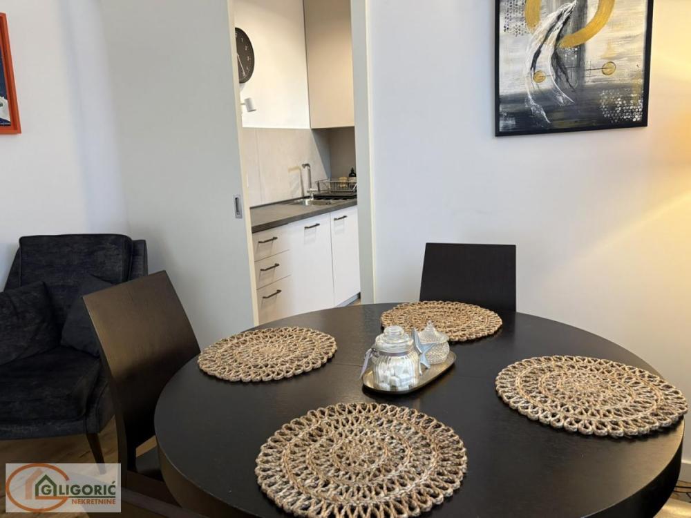 Slika 2 - Trosoban stan za izdavanje, 80m2, 1.100€