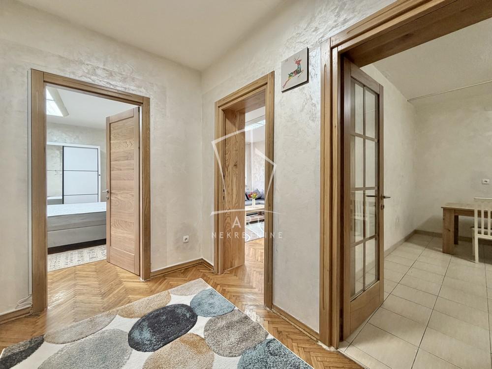 Slika 8 - Admirala Geprata, Trosoban stan za izdavanje, 107m2, 1.280€