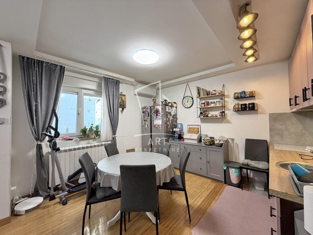 Slika 4 - Despotovačka, Četvorosoban stan na prodaju, 76m2, 269.000€