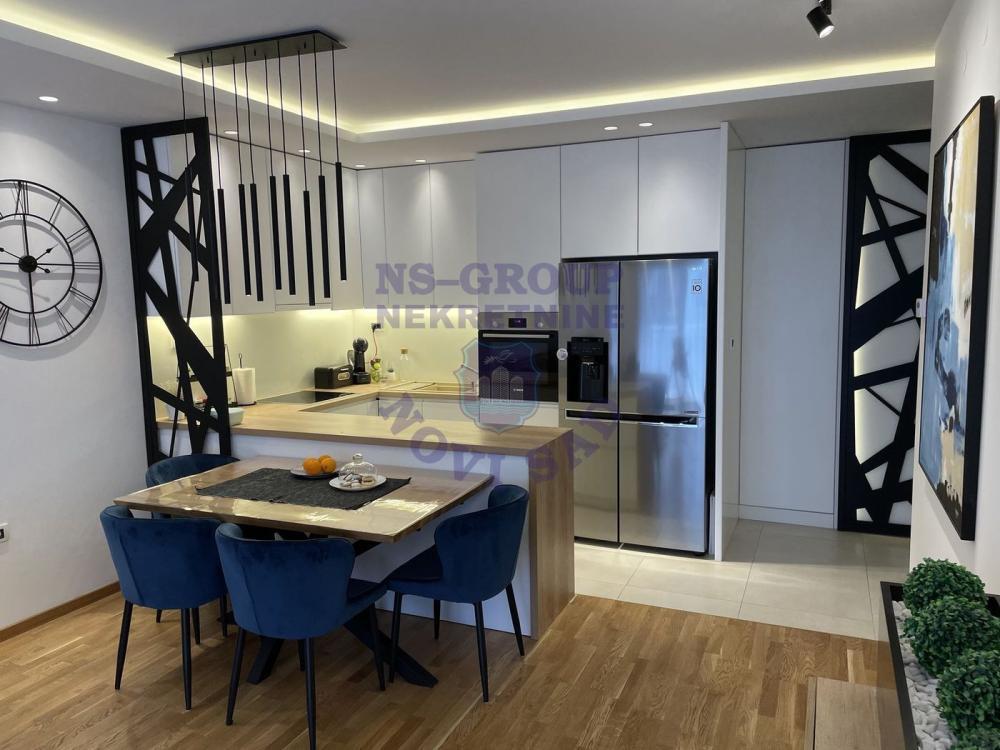 Glavna slika -Četvorosoban stan na prodaju, 89m2, 272.950€