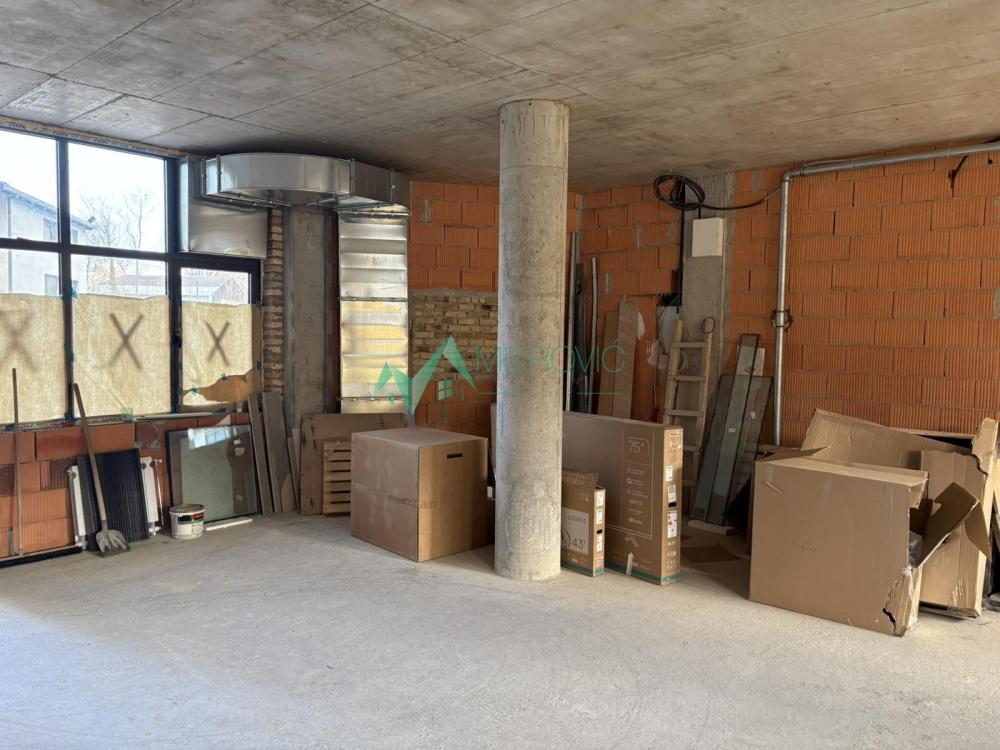 Slika 7 -  Lokal na prodaju, 327m2, 1.010.400€
