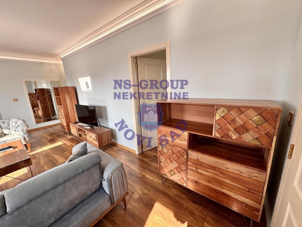 Glavna slika -Dvoiposoban stan na prodaju, 66m2, 298.700€