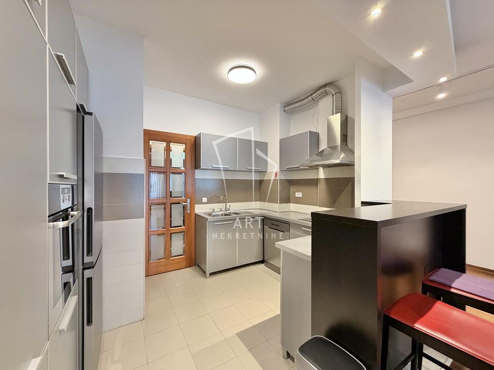 Slika 6 - Prote Mateje, Trosoban stan za izdavanje, 113m2, 1.650€