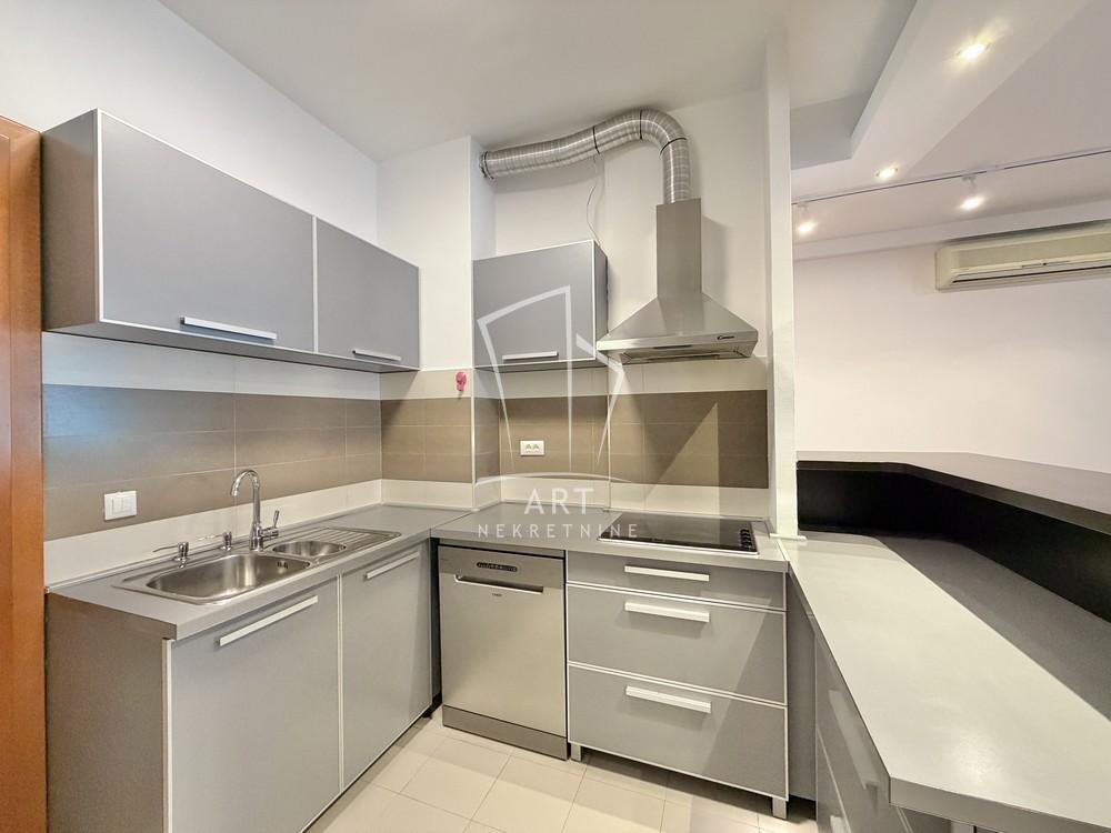 Slika 7 - Prote Mateje, Trosoban stan za izdavanje, 113m2, 1.650€