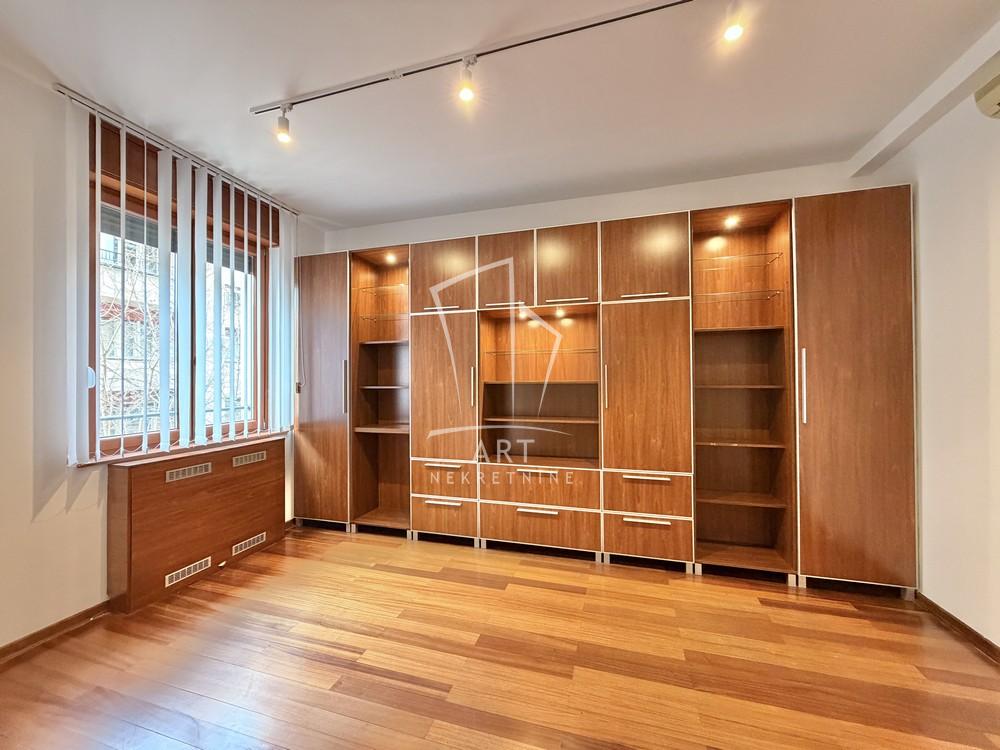 Slika 5 - Prote Mateje, Trosoban stan za izdavanje, 113m2, 1.650€