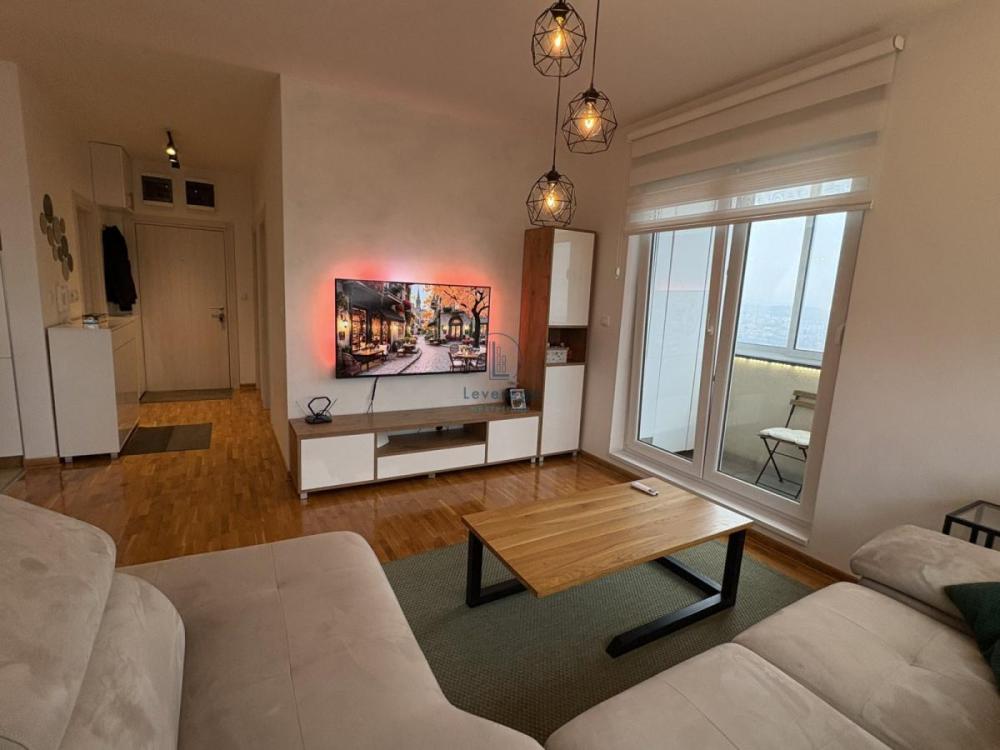 Slika 1 - Bulevar Kralja Aleksandra, Trosoban stan na prodaju, 54m2, 199.000€