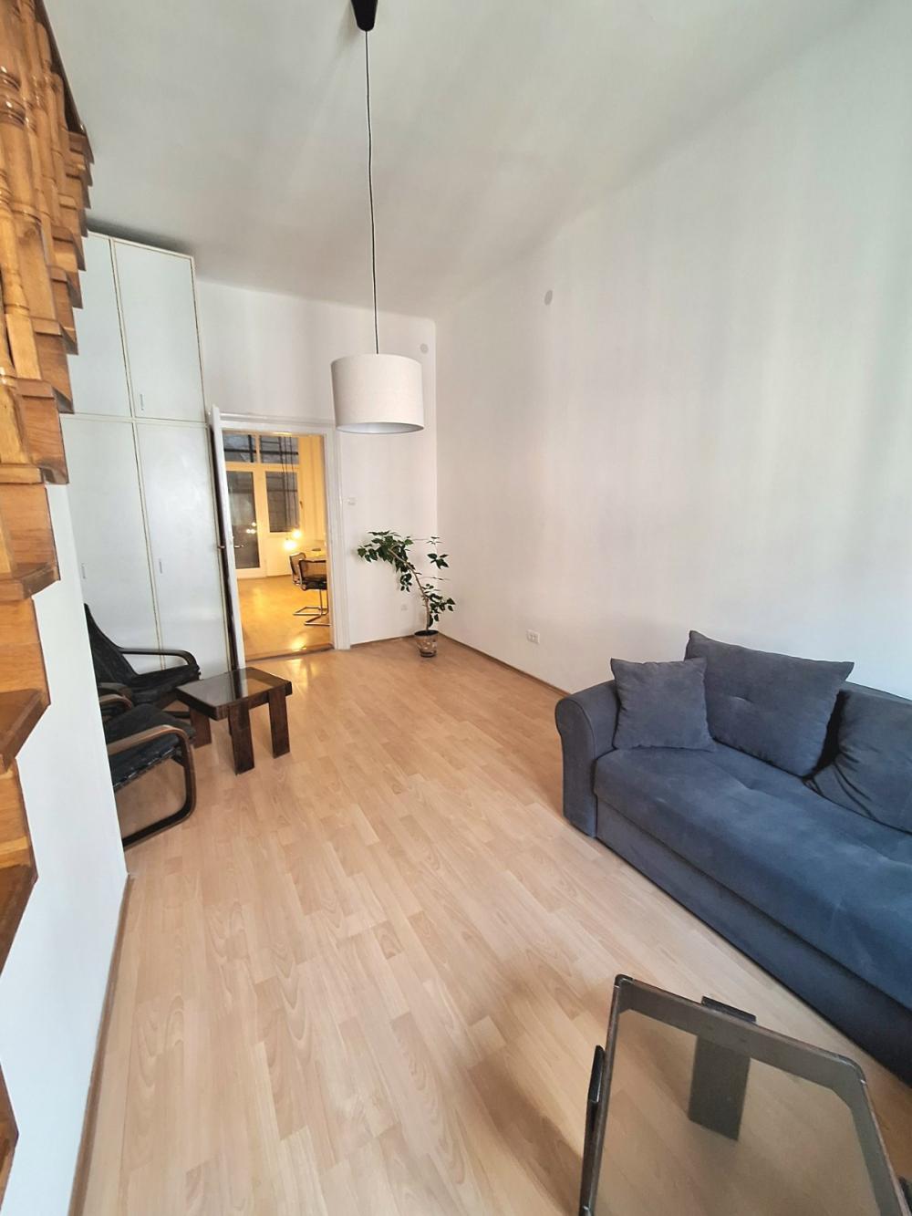 Glavna slika -Knez Mihailova, Dvosoban stan za izdavanje, 47m2, 700€