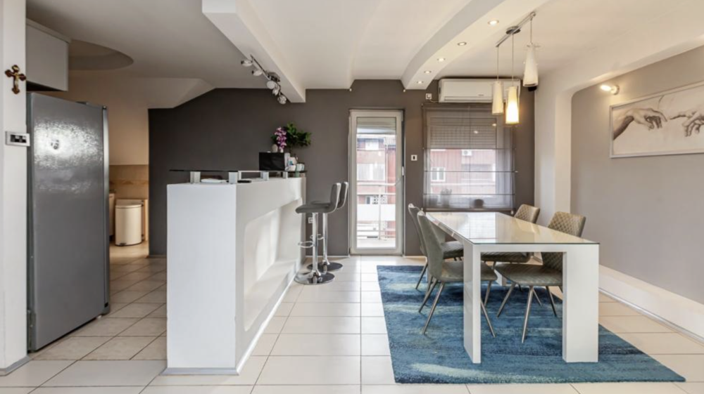 Slika 3 - Četvorosoban stan na prodaju, 199m2, 209.945€