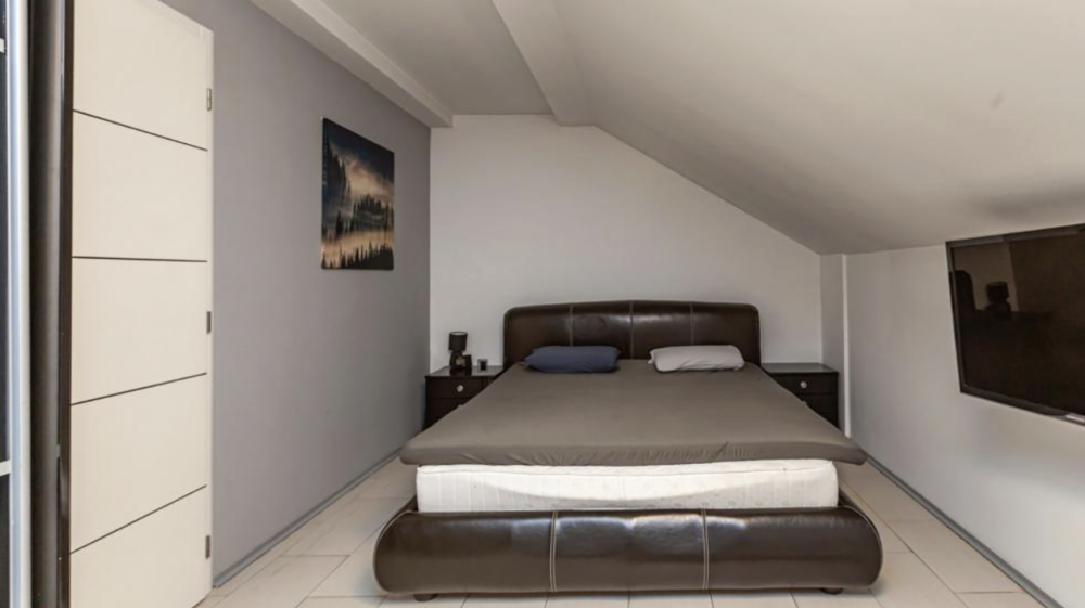 Slika 5 - Četvorosoban stan na prodaju, 199m2, 209.945€