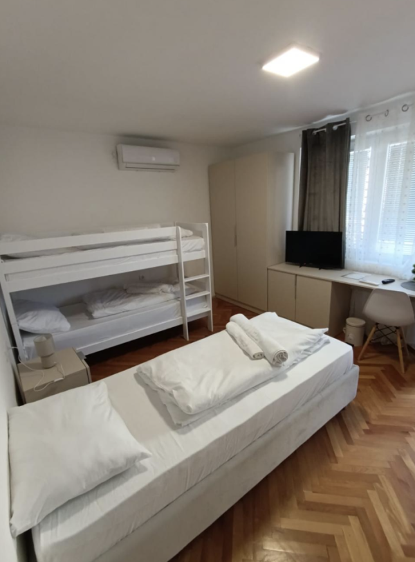 Slika 3 - Četvoroiposoban stan na prodaju, 131.87m2, 118.680€
