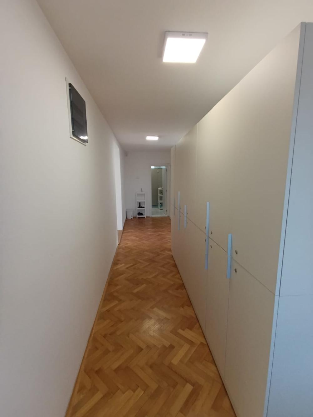 Slika 8 - Četvoroiposoban stan na prodaju, 158.95m2, 143.060€