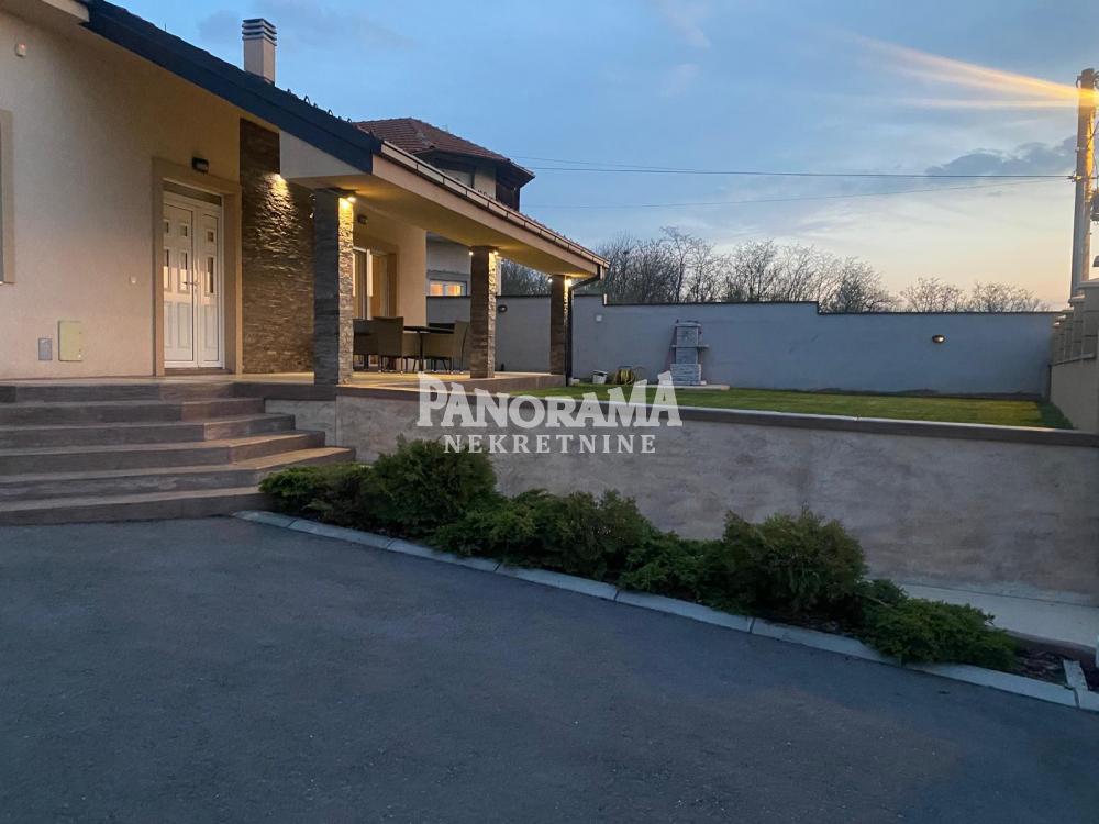 Slika 1 - Vodovodska 2. deo,  Kuća na prodaju, 298m2, 510.000€