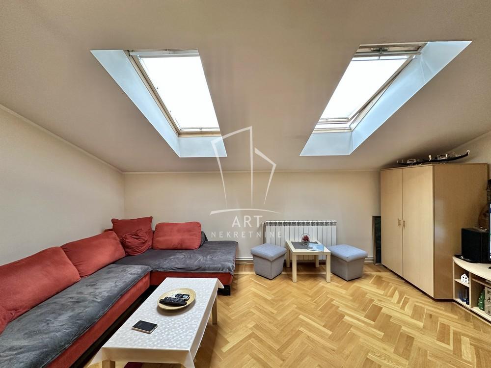 Slika 3 - Maršala Birjuzova, Trosoban stan za izdavanje, 81m2, 900€