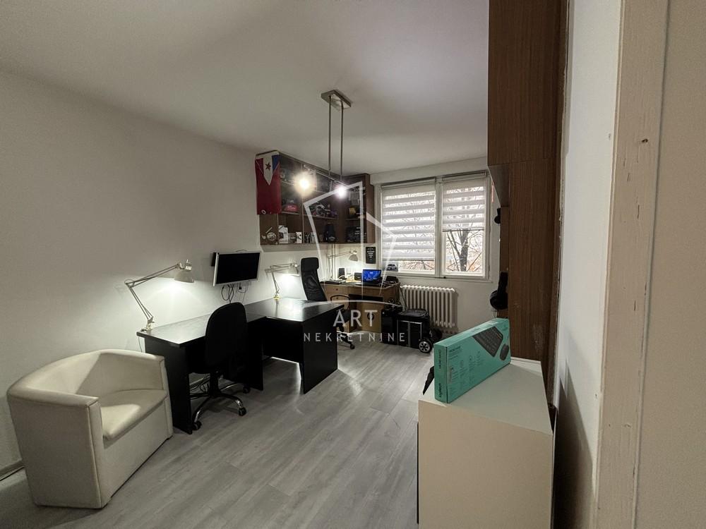 Slika 1 - Darinke Radović, Dvoiposoban stan na prodaju, 56m2, 150.000€