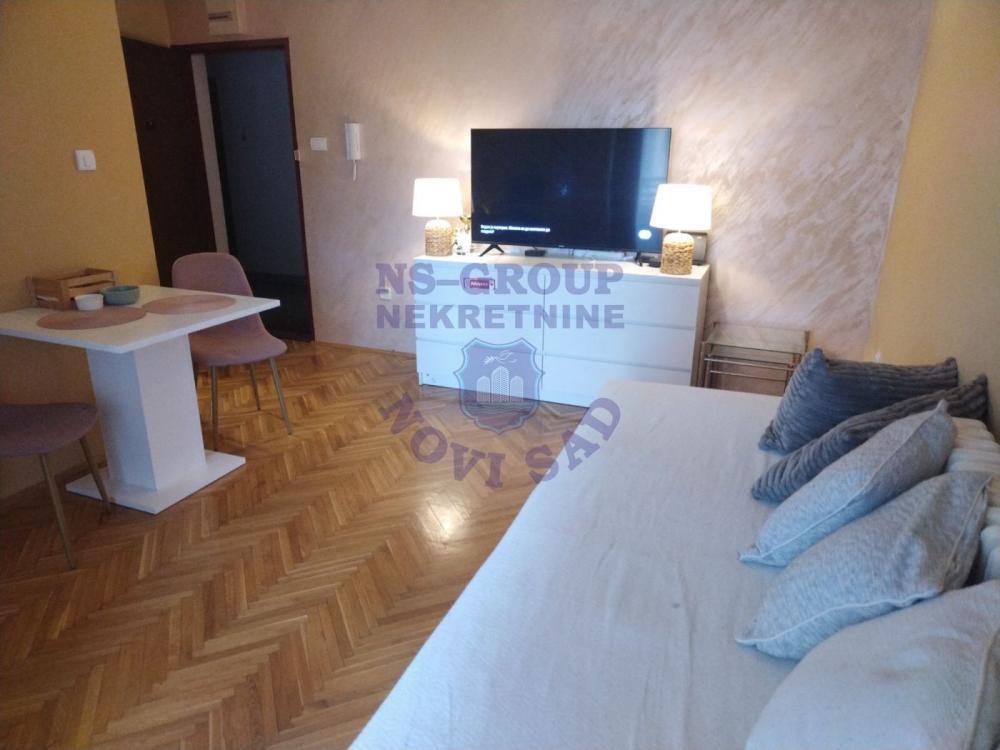 Glavna slika -Jednoiposoban stan na prodaju, 35m2, 132.870€