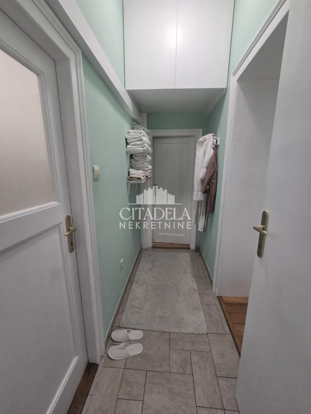 Slika 10 - Prizrenska, Četvorosoban stan za izdavanje, 131m2, 2.000€