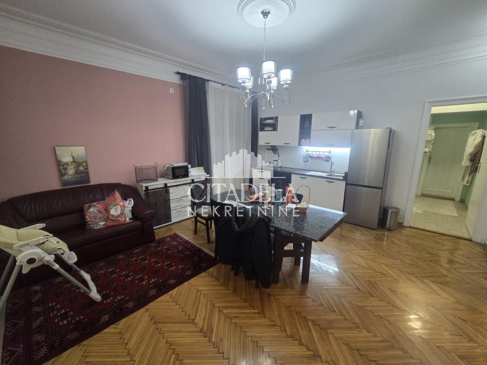 Slika 2 - Prizrenska, Četvorosoban stan za izdavanje, 131m2, 2.000€