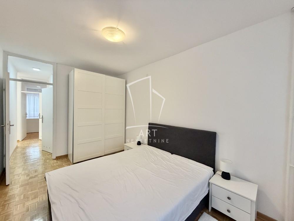 Slika 4 - Vidovdanska, Trosoban stan za izdavanje, 80m2, 850€