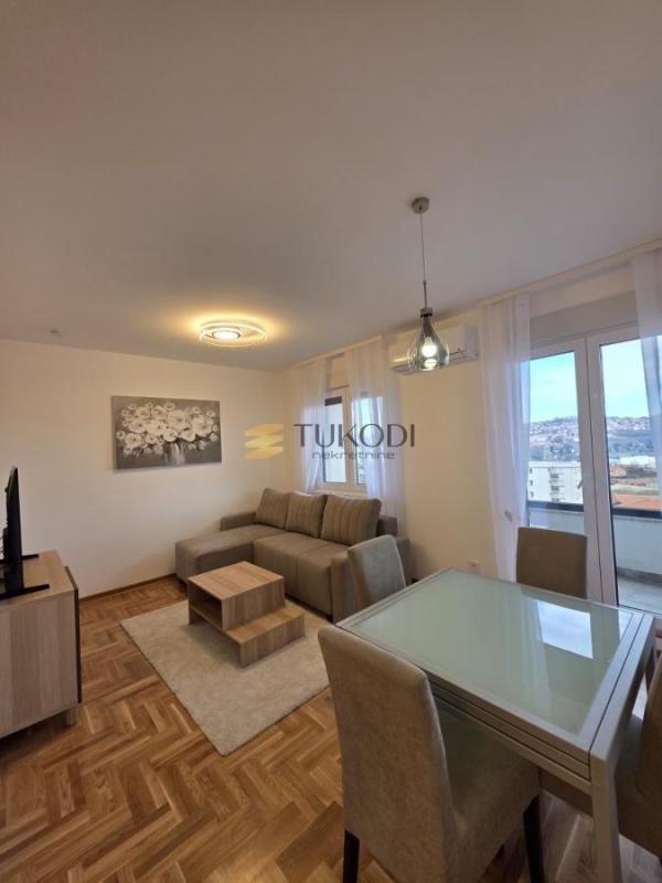 Glavna slika -Trosoban stan za izdavanje, 52m2, 800€