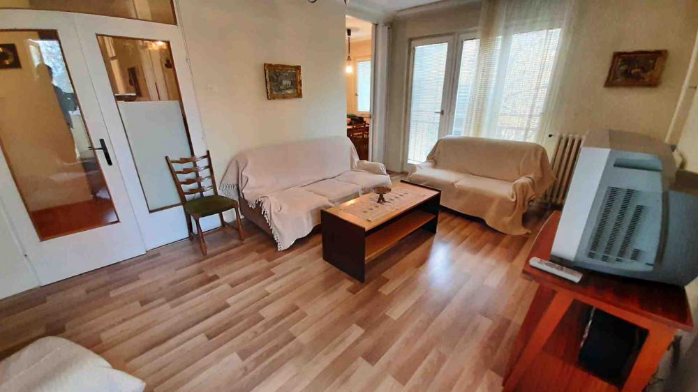 Slika 1 - Jurija Gagarina, Trosoban stan za izdavanje, 70m2, 500€