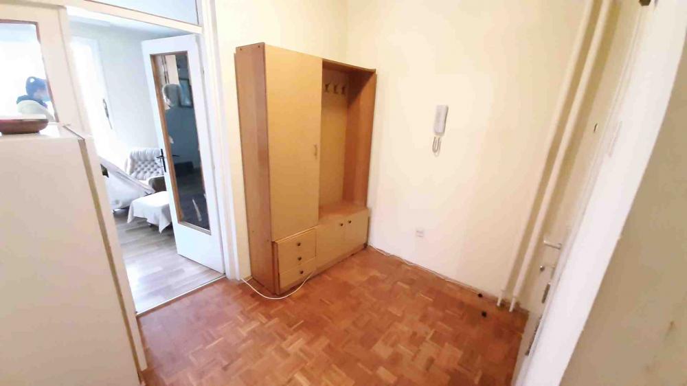 Slika 7 - Jurija Gagarina, Trosoban stan za izdavanje, 70m2, 500€