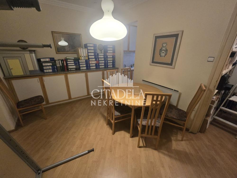 Slika 6 - Palmotićeva, Četvorosoban stan za izdavanje, 100m2, 1.500€