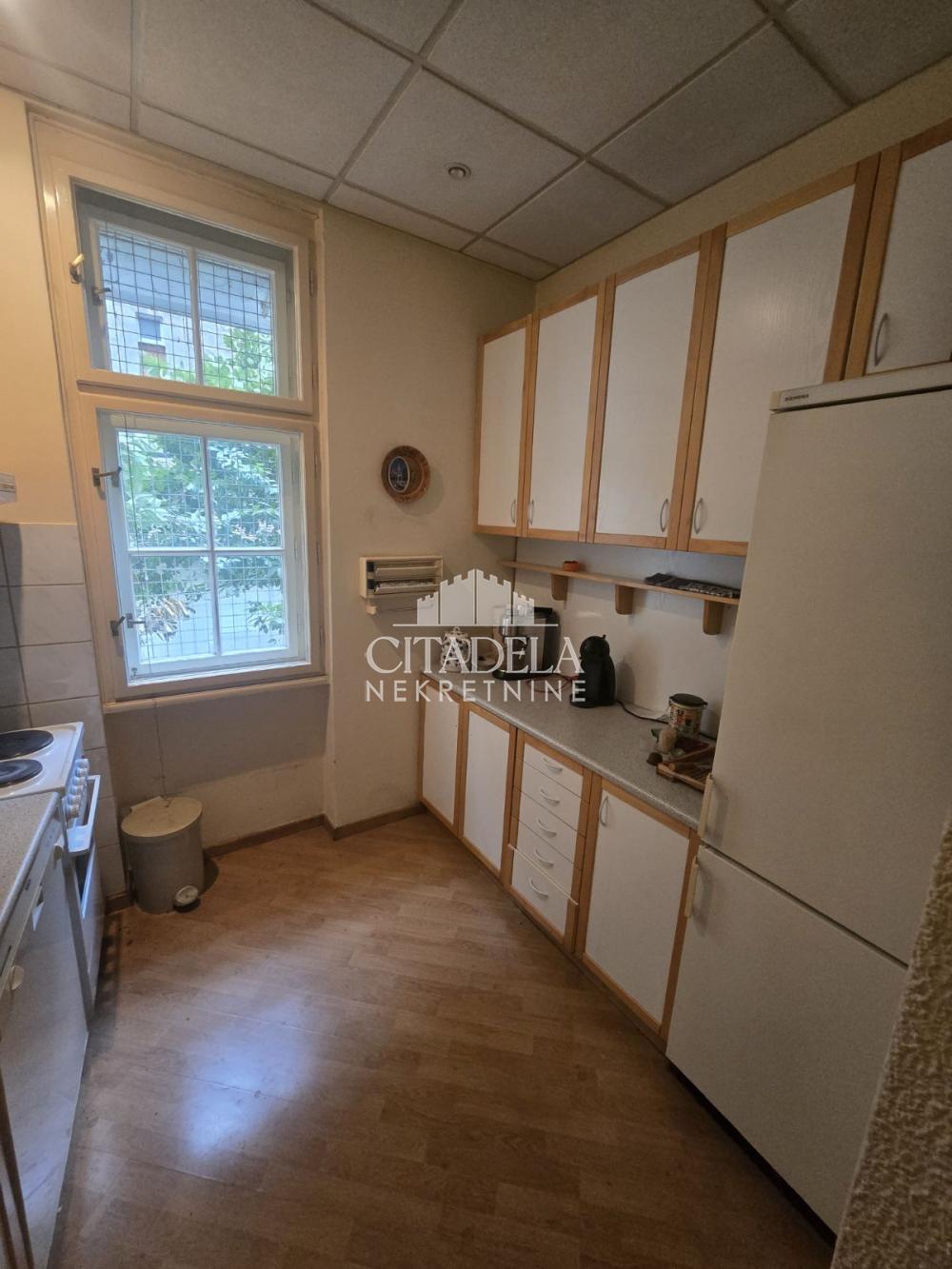 Slika 7 - Palmotićeva, Četvorosoban stan za izdavanje, 100m2, 1.500€