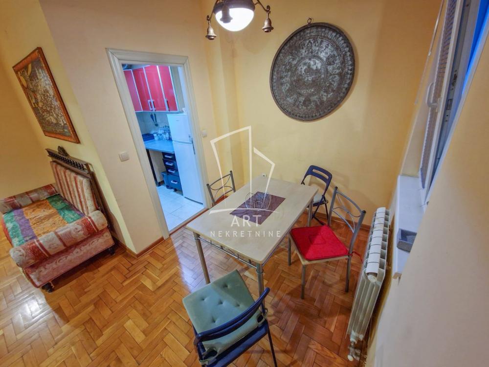 Slika 2 - Kralja Vladimira, Četvorosoban stan za izdavanje, 83m2, 600€