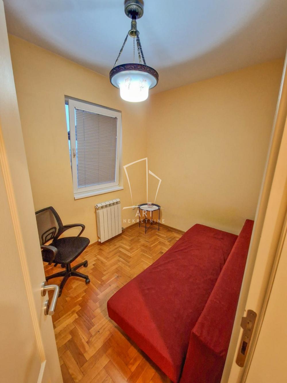 Slika 6 - Kralja Vladimira, Četvorosoban stan za izdavanje, 83m2, 600€