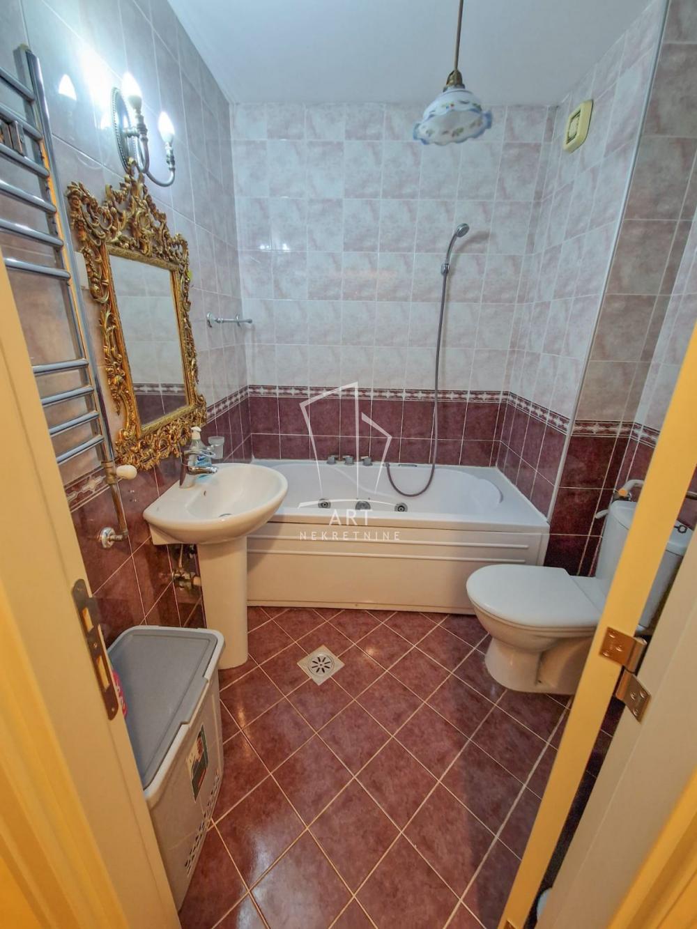 Slika 8 - Kralja Vladimira, Četvorosoban stan za izdavanje, 83m2, 600€