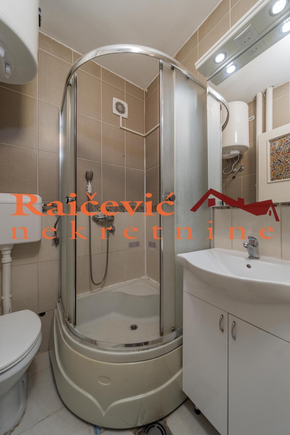 Slika 11 - Bulevar kralja Aleksandra, Trosoban stan za izdavanje, 54m2, 600€