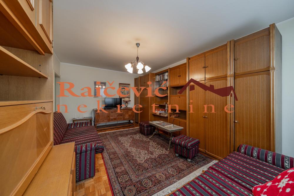 Slika 2 - Dzona Kenedija, Dvosoban stan za izdavanje, 64m2, 600€