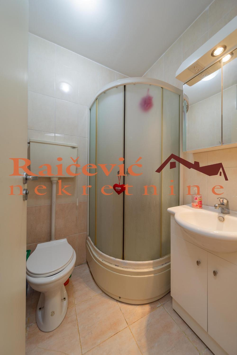 Slika 10 - Milana Rakica, Trosoban stan za izdavanje, 65m2, 650€