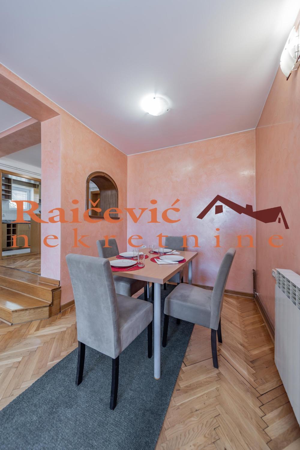 Slika 6 - Isaka Njutna, Trosoban stan za izdavanje, 89m2, 700€