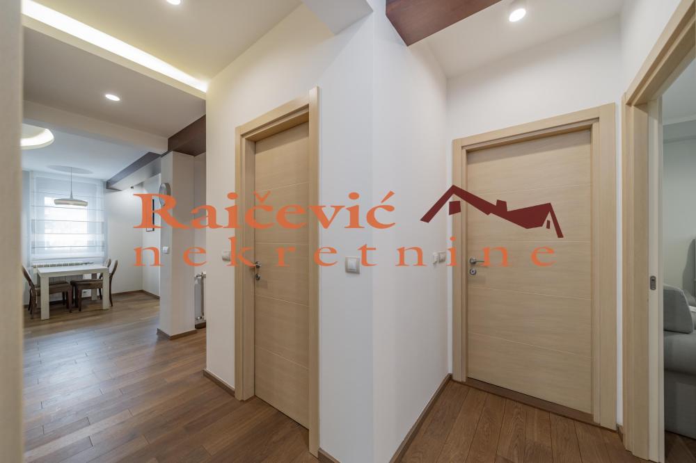 Slika 5 - Koste Abrasevica, Troiposoban stan za izdavanje, 98m2, 950€