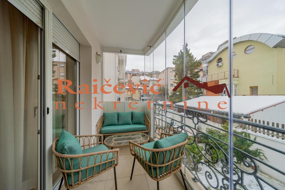 Slika 11 - Koste Abrasevica, Troiposoban stan za izdavanje, 98m2, 950€