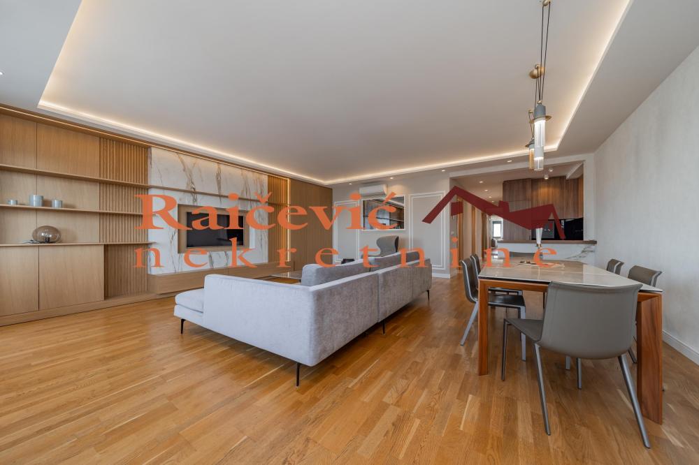 Slika 5 - Gajeva, Četvorosoban stan za izdavanje, 98m2, 1.800€