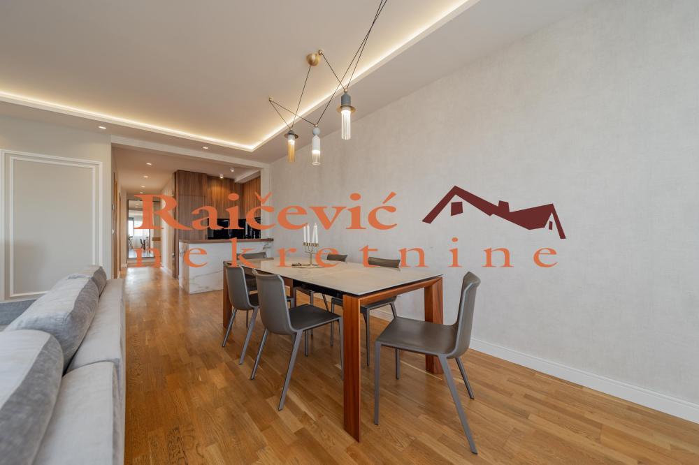 Slika 6 - Gajeva, Četvorosoban stan za izdavanje, 98m2, 1.800€