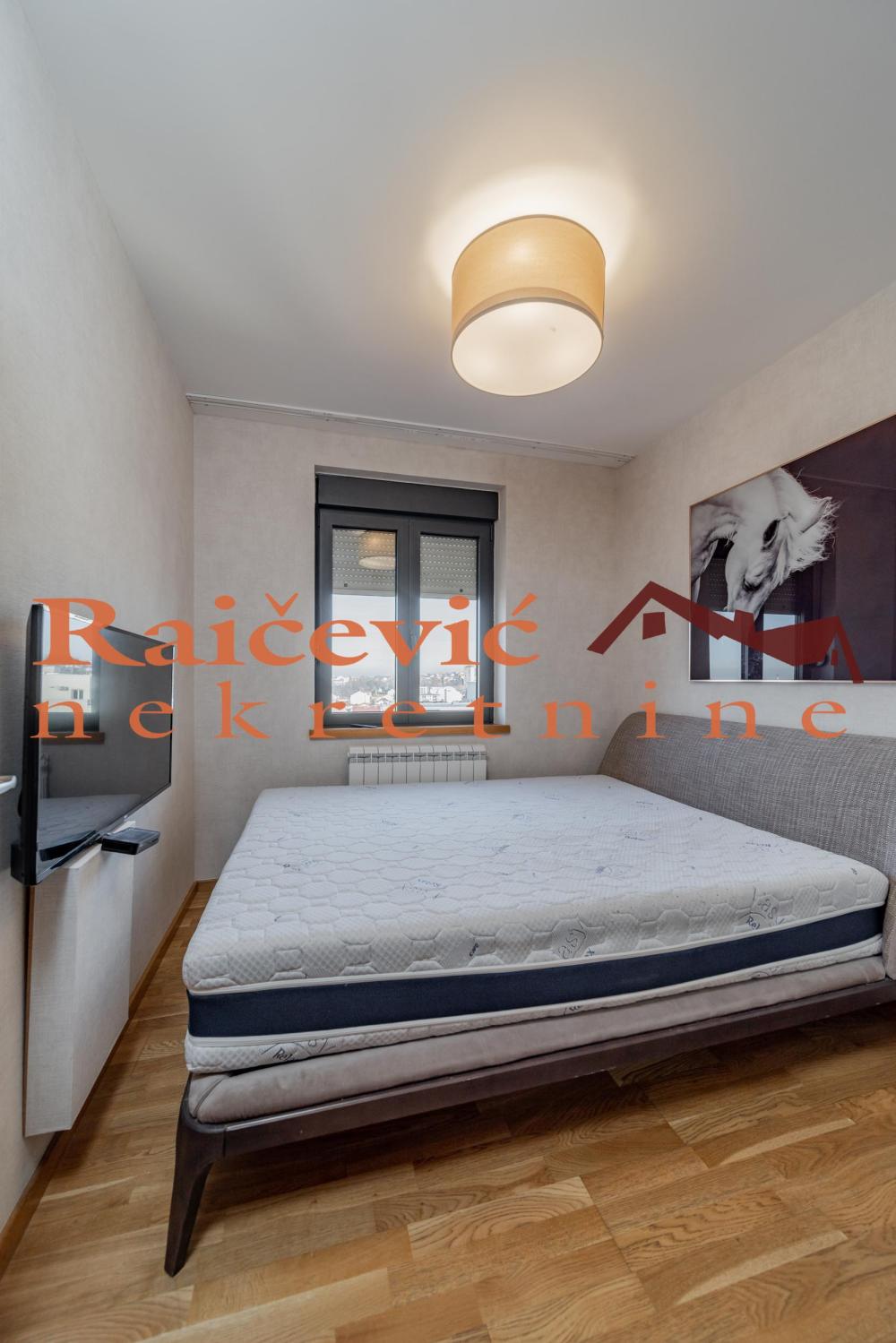 Slika 9 - Gajeva, Četvorosoban stan za izdavanje, 98m2, 1.800€