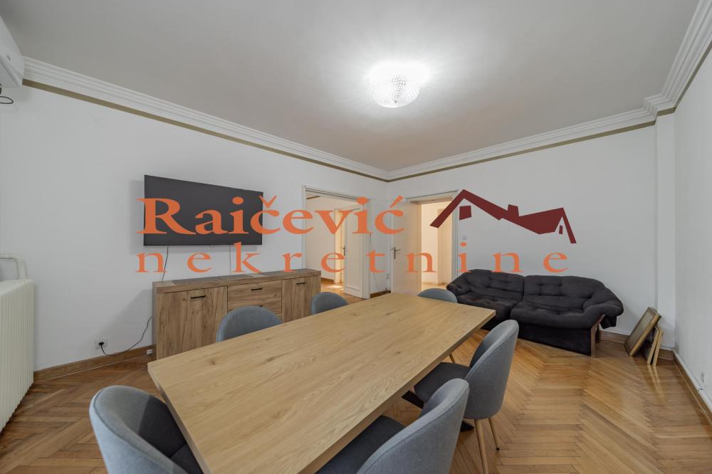 Slika 2 - Bulevar kralja Aleksandra, Trosoban stan za izdavanje, 102m2, 1.000€