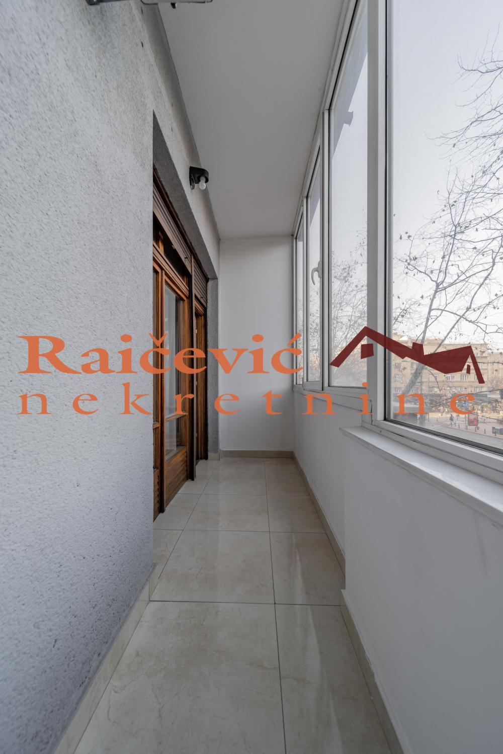 Slika 5 - Bulevar kralja Aleksandra, Trosoban stan za izdavanje, 102m2, 1.000€