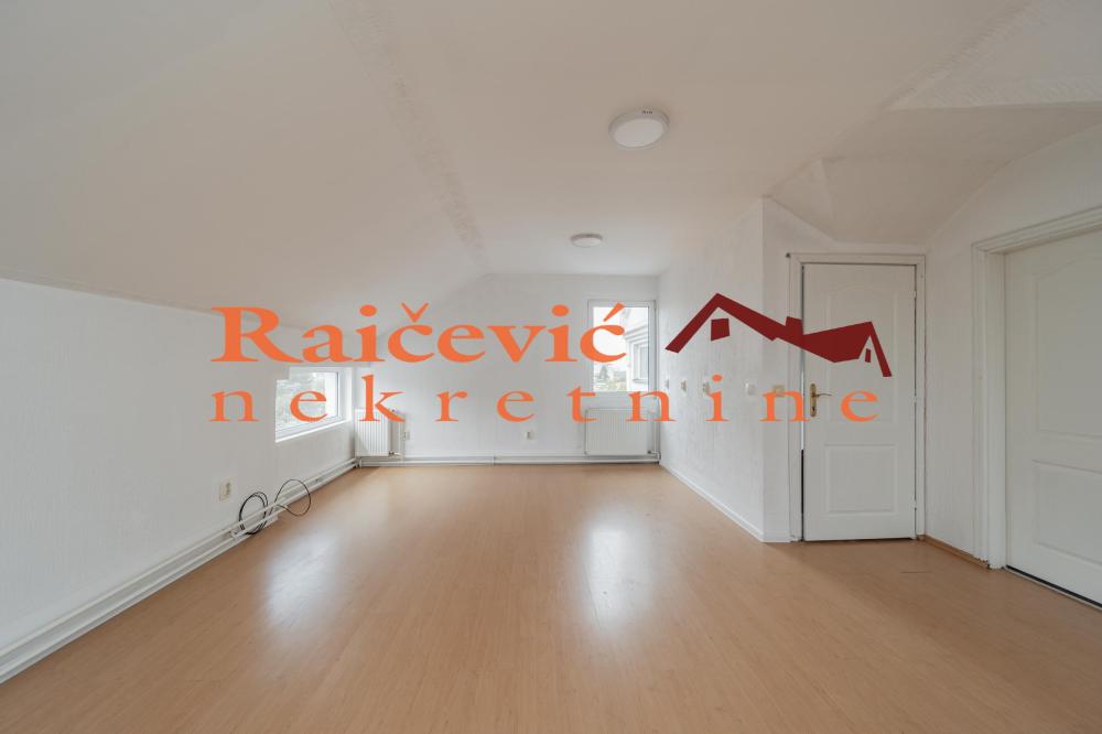 Slika 11 - Esad Pasina, Četvorosoban stan za izdavanje, 176m2, 1.100€