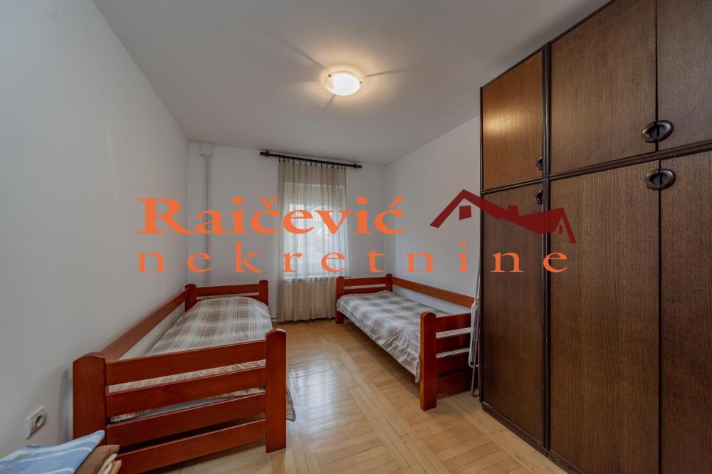 Slika 7 - Slanacki put,  Kuća na prodaju, 263m2, 340.000€