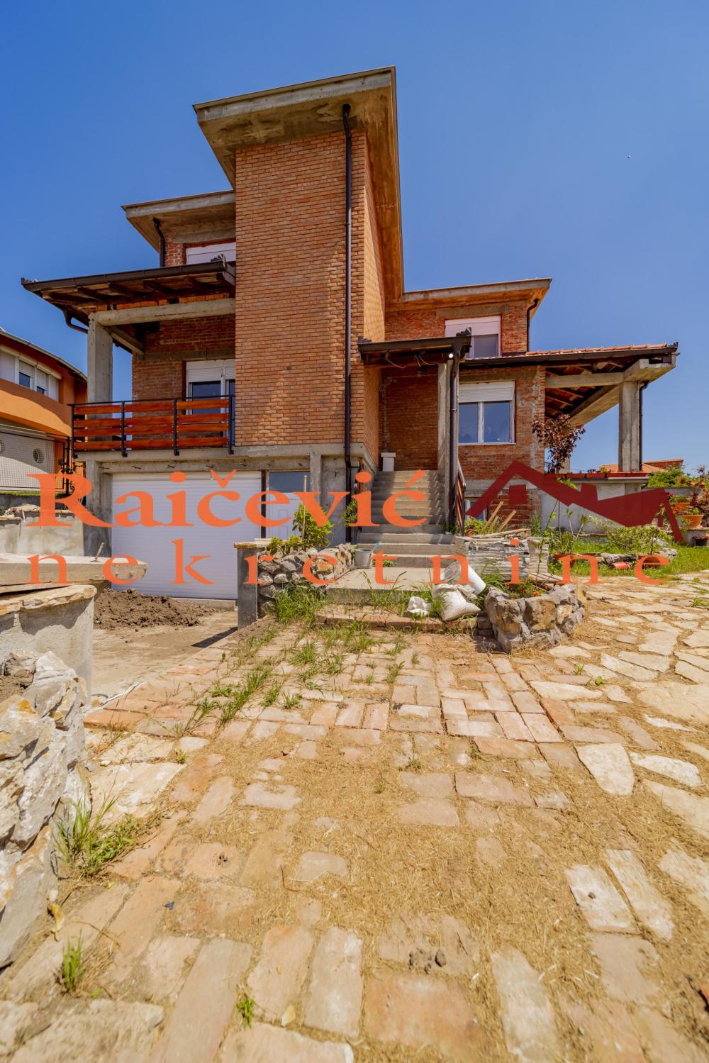 Slika 2 - Torlacki vis,  Kuća na prodaju, 320m2, 400.000€