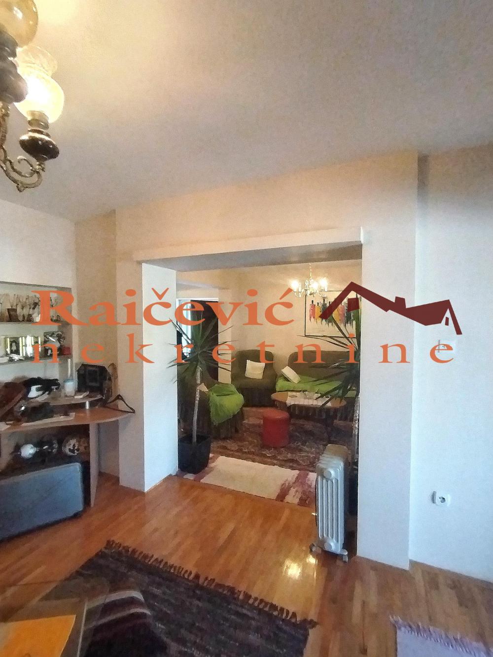 Slika 6 - Skadarlijska,  Kuća na prodaju, 354m2, 250.000€