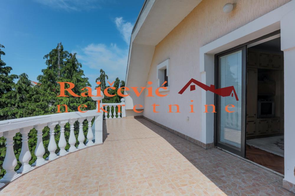 Slika 6 - Pilota Rajka Cvetica,  Kuća na prodaju, 370m2, 400.000€