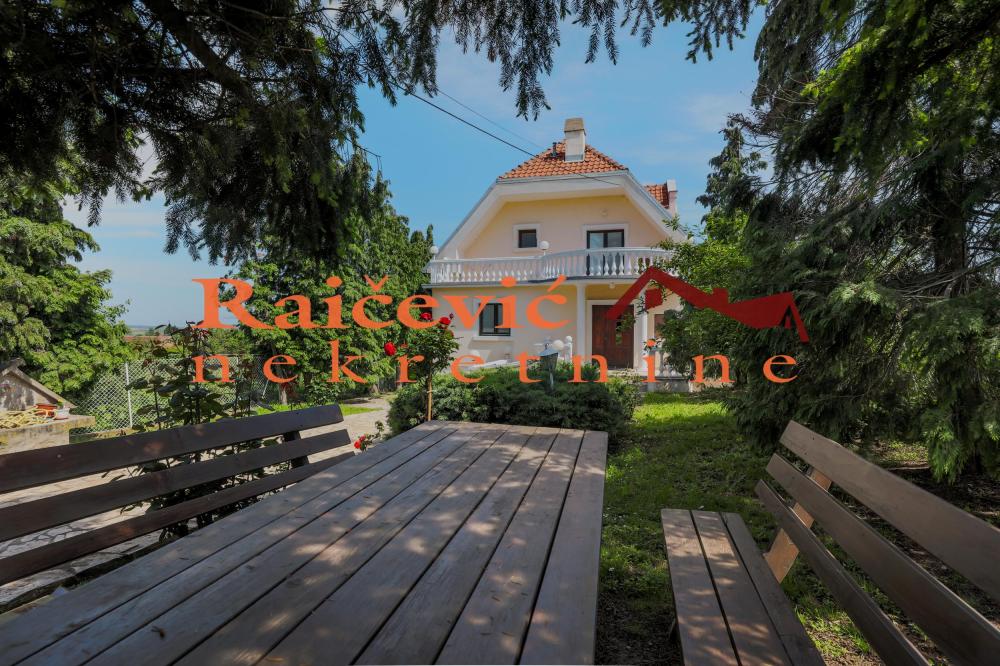 Slika 9 - Pilota Rajka Cvetica,  Kuća na prodaju, 370m2, 400.000€