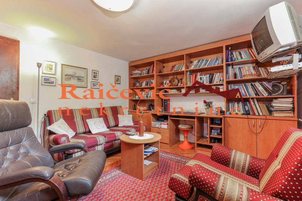 Slika 11 - Pilota Rajka Cvetica,  Kuća na prodaju, 370m2, 400.000€