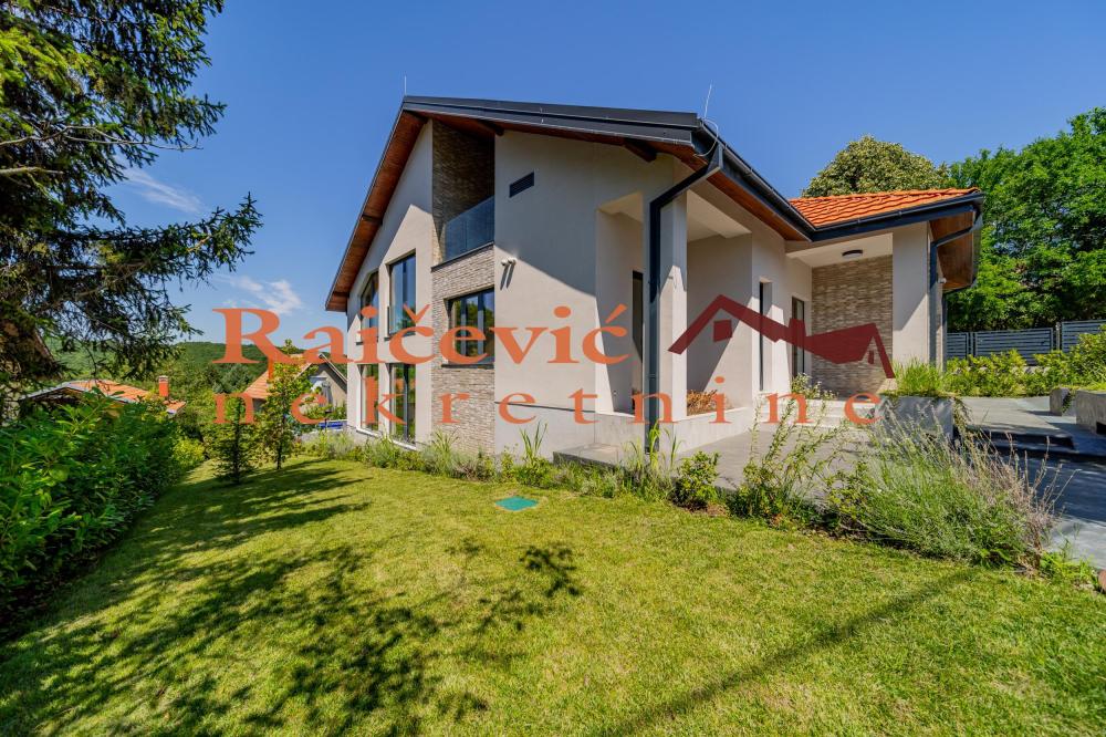 Slika 2 - Izvorska,  Kuća na prodaju, 393m2, 450.000€