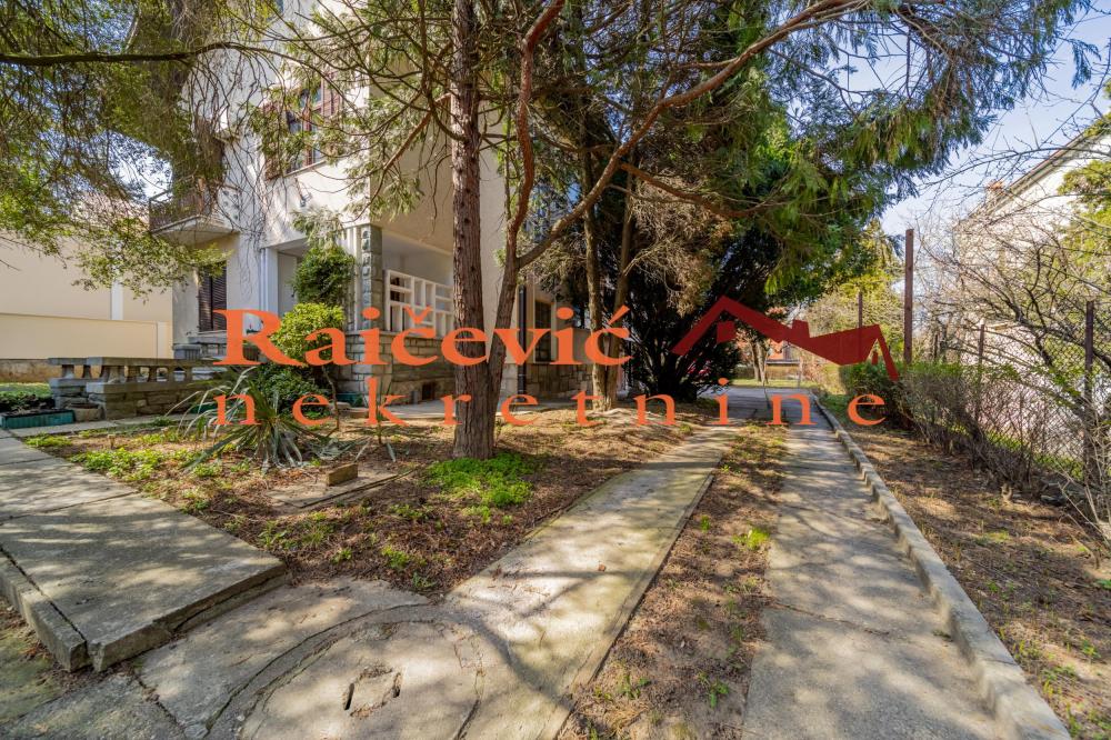 Slika 1 - Vladimira Gacinovica,  Kuća na prodaju, 400m2, 2.500.000€